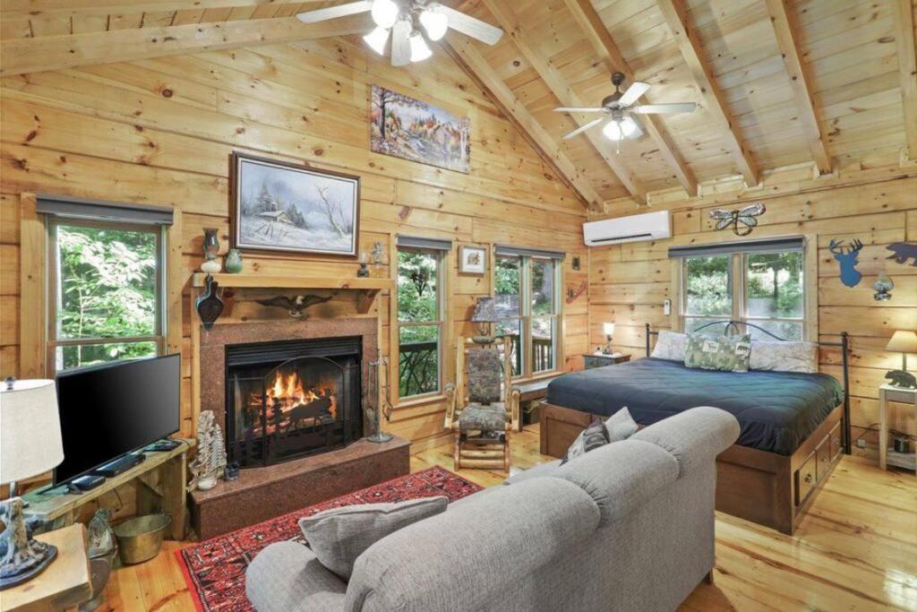 Open Studio Lodge At Little Rock Creek Cherry Log エクステリア 写真
